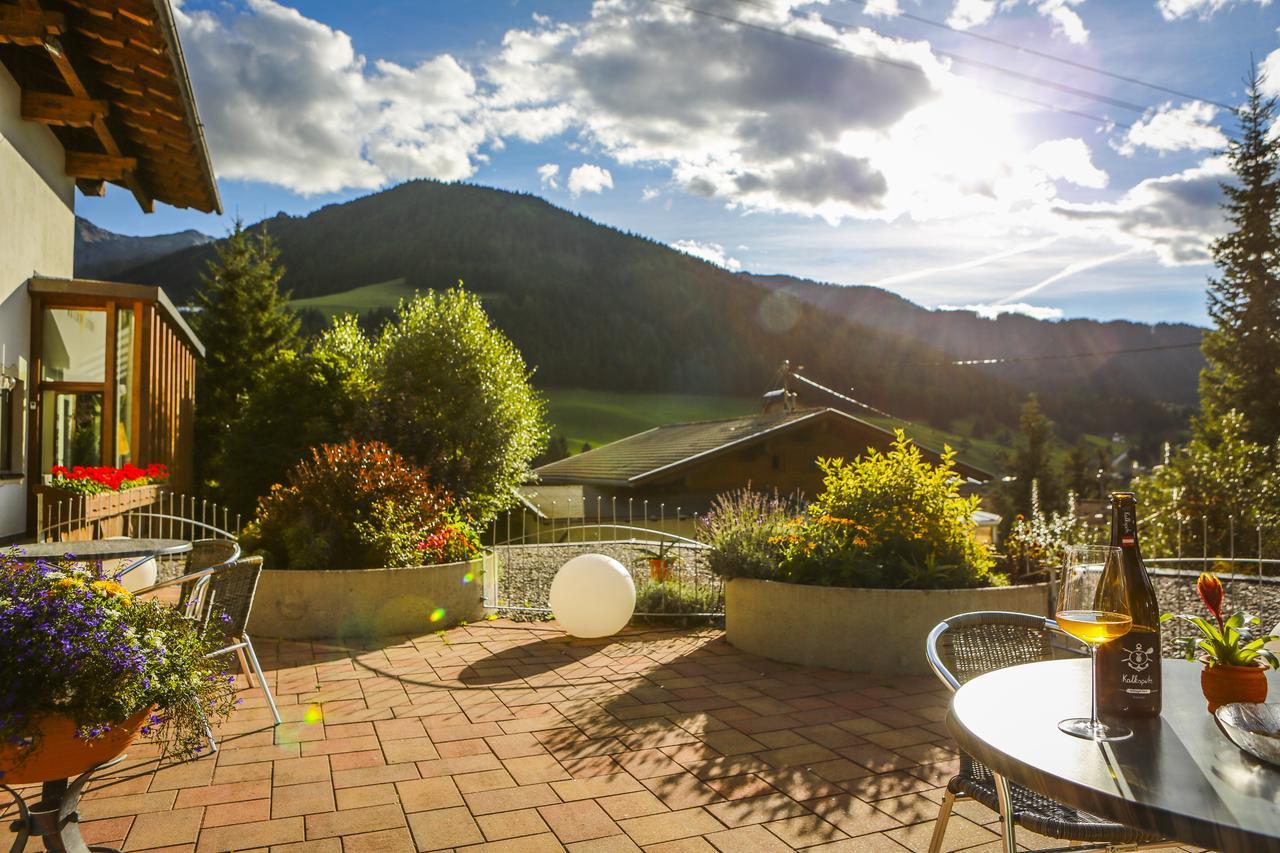 Panorama Hotel Cis - Bed And Breakfast Kartitsch Exterior foto